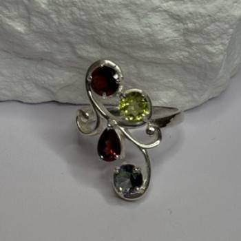 925 Sterling Silver Alexandrite, Garnet & Peridot Ring Size 6.5