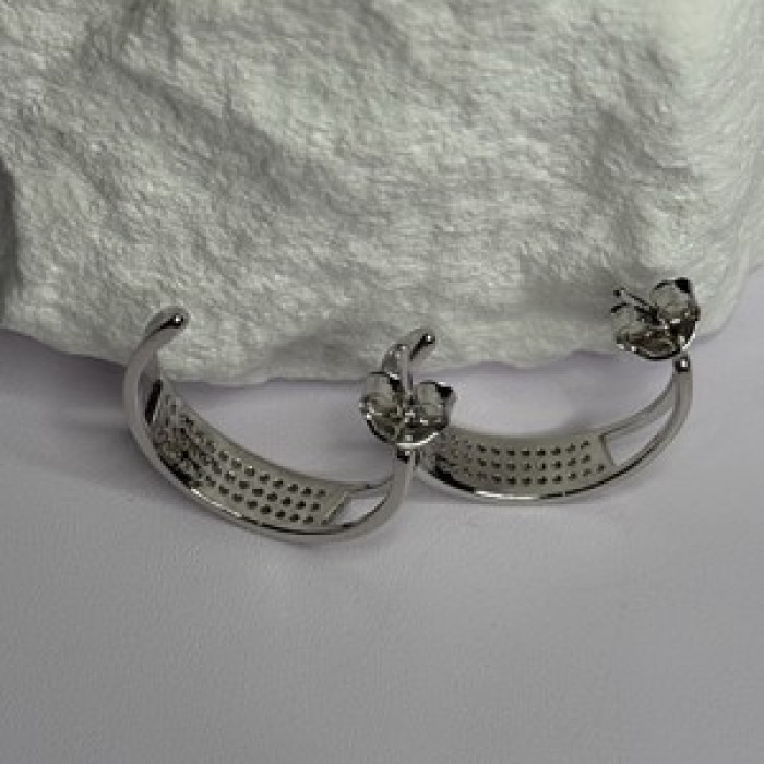 925 Sterling Silver Elegant CZ Earrings Length 0.76