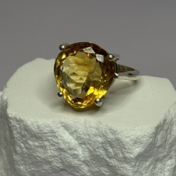 925 Sterling Silver Citrine Ring Size 7