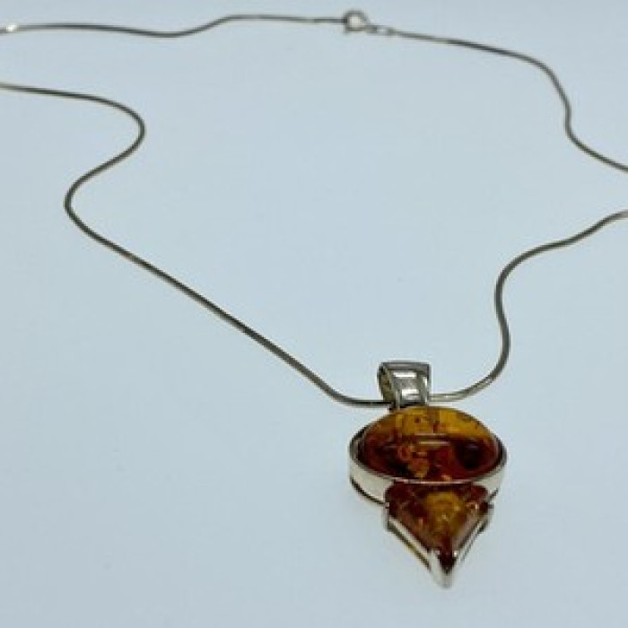 925 Sterling Silver Amber Chain With Pendant