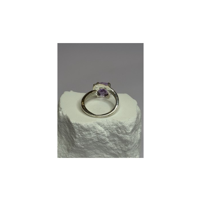 925 Sterling Silver Amethyst Ring Size 7.5