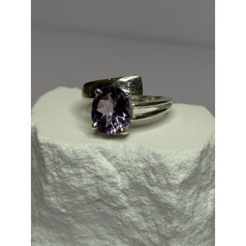 925 Sterling Silver Amethyst Ring Size 7.5