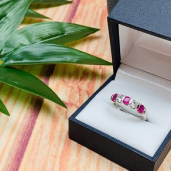 925 Sterling Silver Pink & White/Colorless Topazes Ring Size 6.5