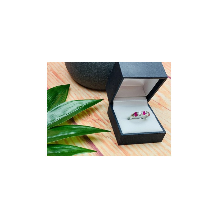 925 Sterling Silver Pink & White/colorless Topazes Ring Size 6.5