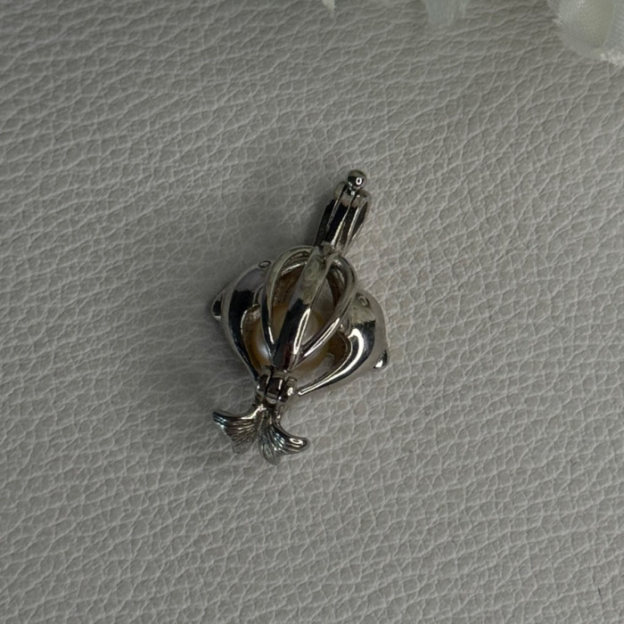 925 Sterling Silver Pearl Dolphins Pendant Length 1 Inch
