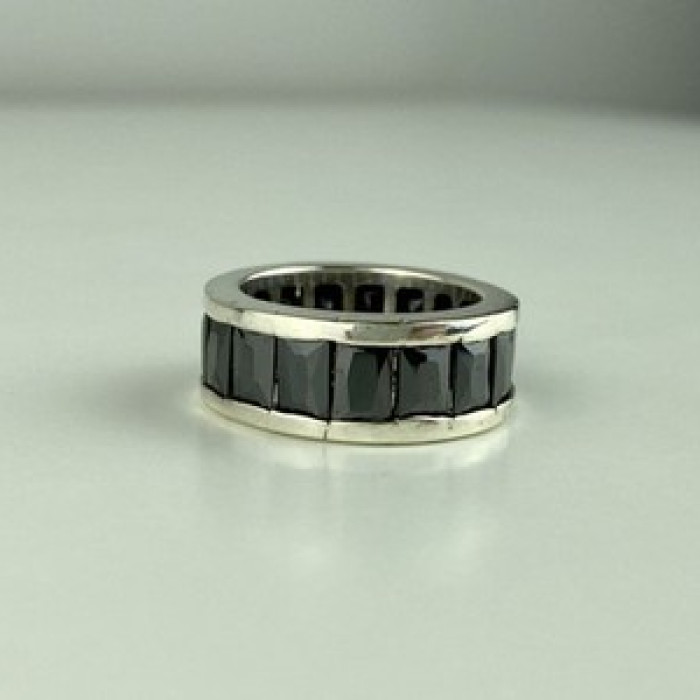 925 Sterling Silver Blue CZ Ring Size 7.5