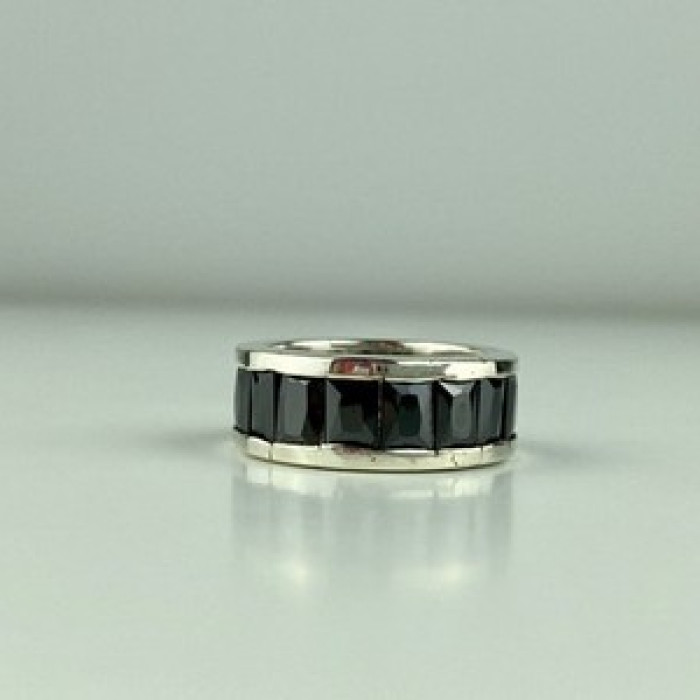 925 Sterling Silver Blue CZ Ring Size 7.5