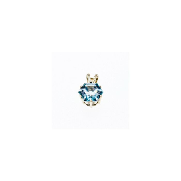 925 Sterling Silver Blue Topaz Pendant