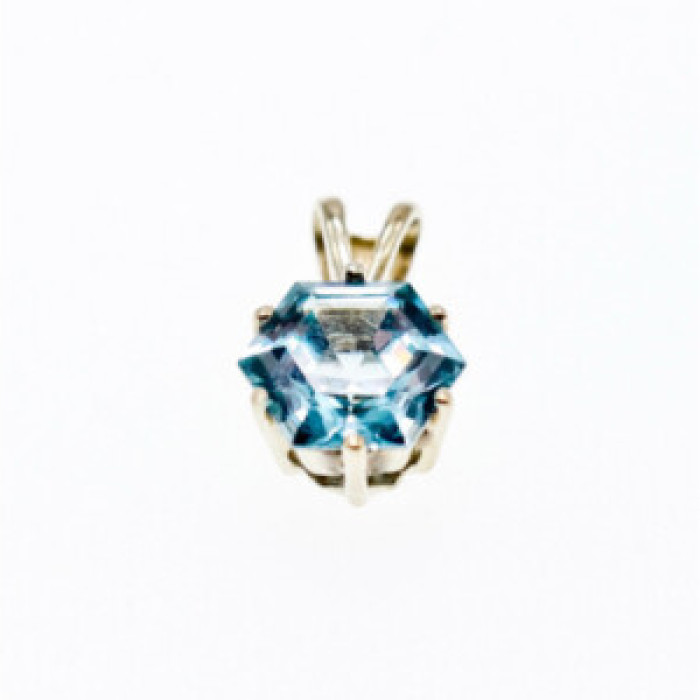 925 Sterling Silver Blue Topaz Pendant