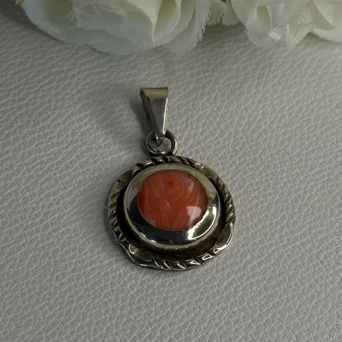 Vintage 925 Sterling Silver Carnelian Pendant Length 1.60 Inch