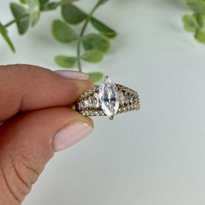 925 Sterling Silver Gold Plated CZ Ring Size 6.5
