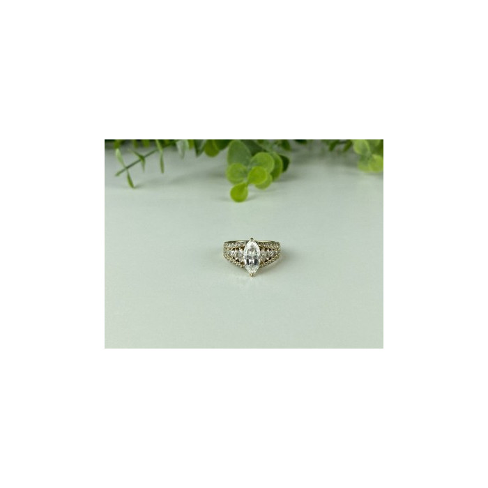 925 Sterling Silver Gold Plated CZ Ring Size 6.5