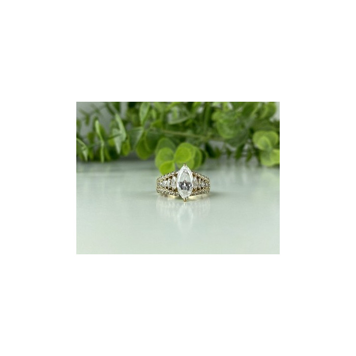 925 Sterling Silver Gold Plated CZ Ring Size 6.5