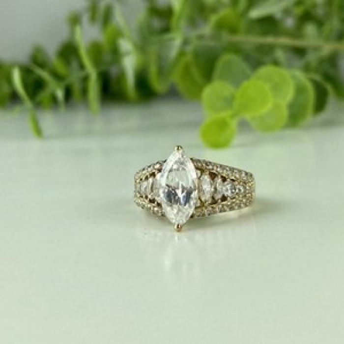 925 Sterling Silver Gold Plated CZ Ring Size 6.5