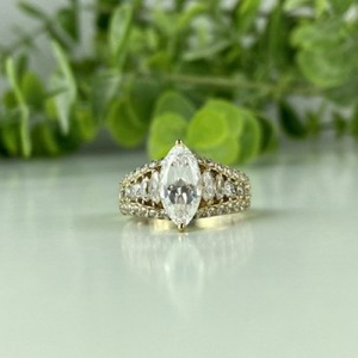 925 Sterling Silver Gold Plated CZ Ring Size 6.5