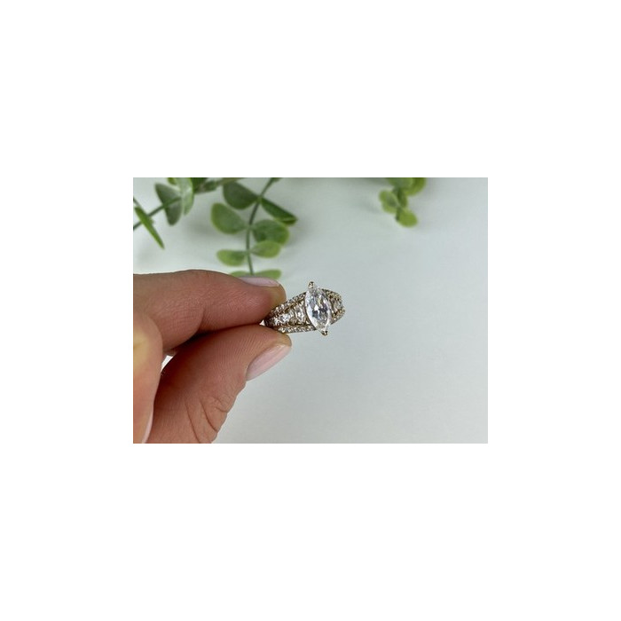 925 Sterling Silver Gold Plated CZ Ring Size 6.5