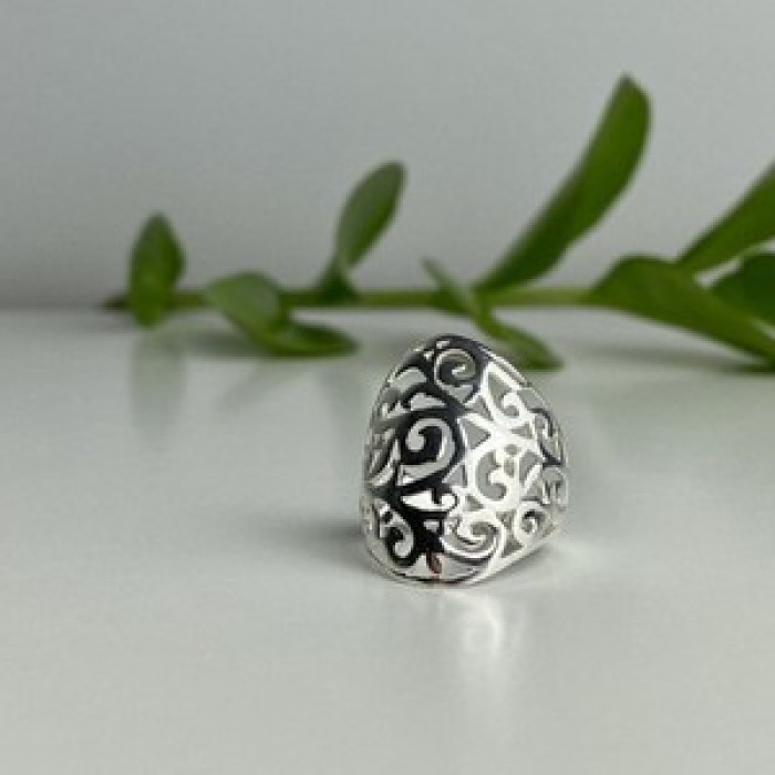 925 Sterling Silver Openwork Ring Size 7