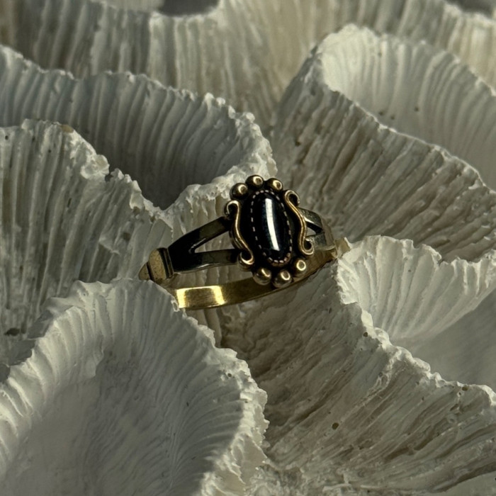925 Sterling Silver Hematite Ring Size 8.5