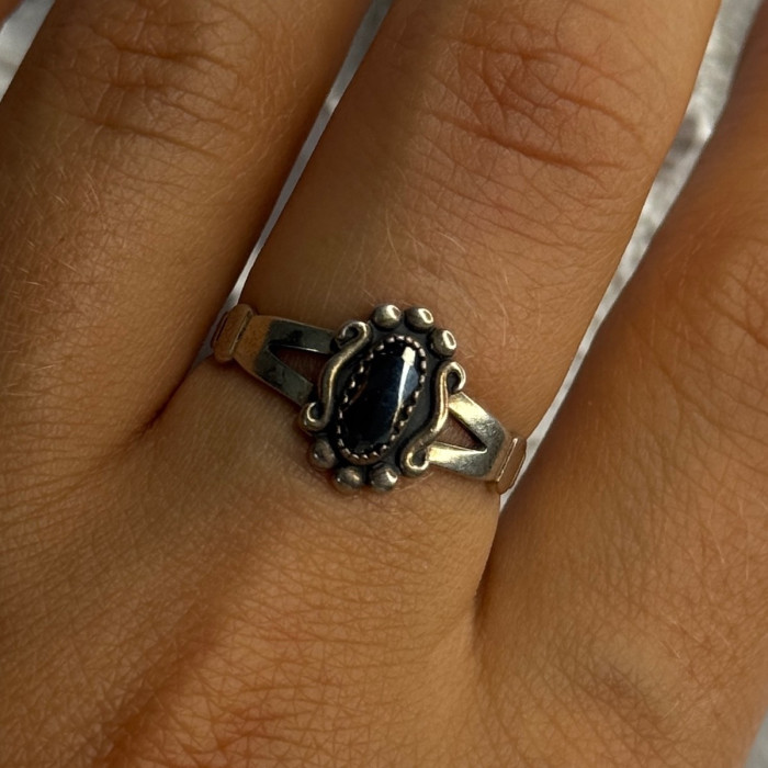 925 Sterling Silver Hematite Ring Size 8.5