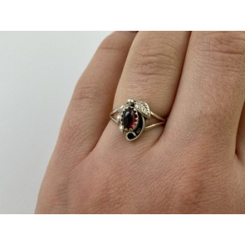Vintage 925 Sterling Silver Garnet Pyrope Ring Size 6.5