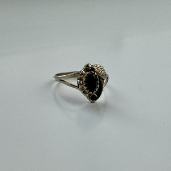 Vintage 925 Sterling Silver Garnet Pyrope Ring Size 6.5
