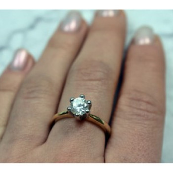 Gold Plated (18K) Ring With CZ Size 8