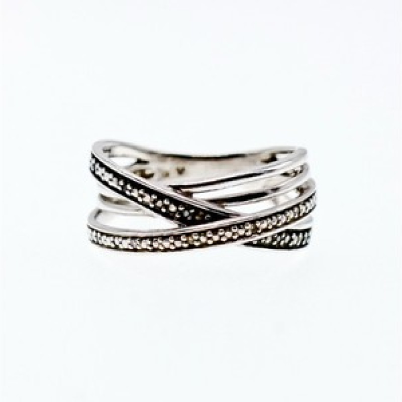925 Sterling Silver Ring Size 6.5