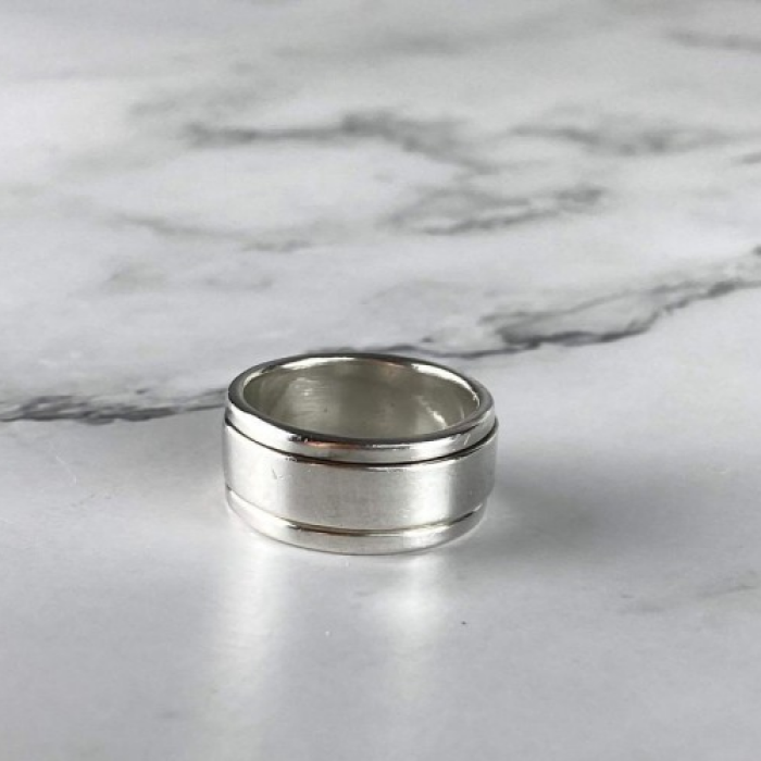 925 Sterling Silver Spinner Ring Size 6.5