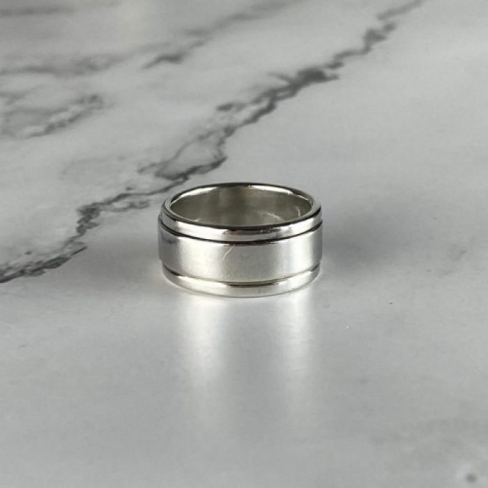 925 Sterling Silver Spinner Ring Size 6.5