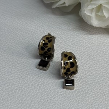 925 Sterling Silver Cowrie Shell & Brown Tourmaline Earrings Length 0.87 Inch