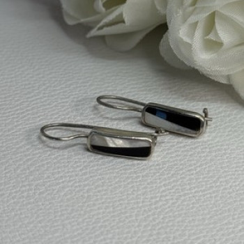 925 Sterling Silver Black Onyx & Mother OF Pearl Earrings Length 1 Inch