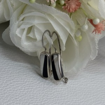 925 Sterling Silver Black Onyx & Mother OF Pearl Earrings Length 1 Inch