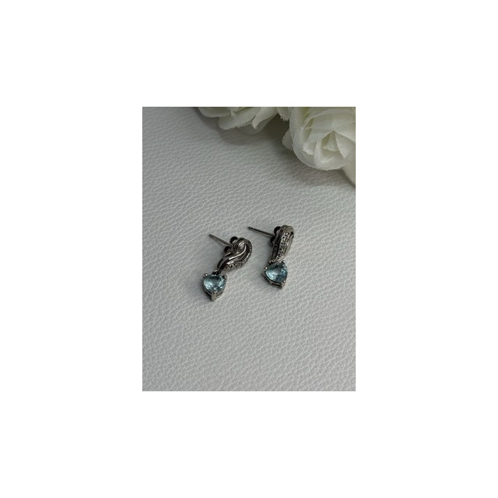 925 Sterling Silver Blue Topaz Heart Earrings Length 0.85 Inch