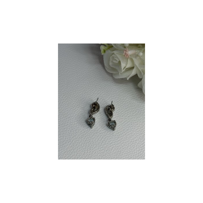 925 Sterling Silver Blue Topaz Heart Earrings Length 0.85 Inch