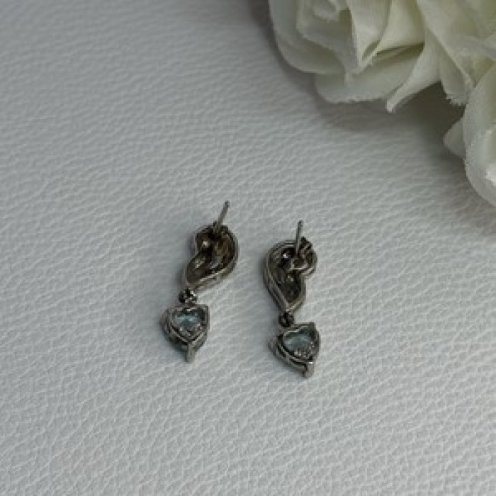 925 Sterling Silver Blue Topaz Heart Earrings Length 0.85 Inch