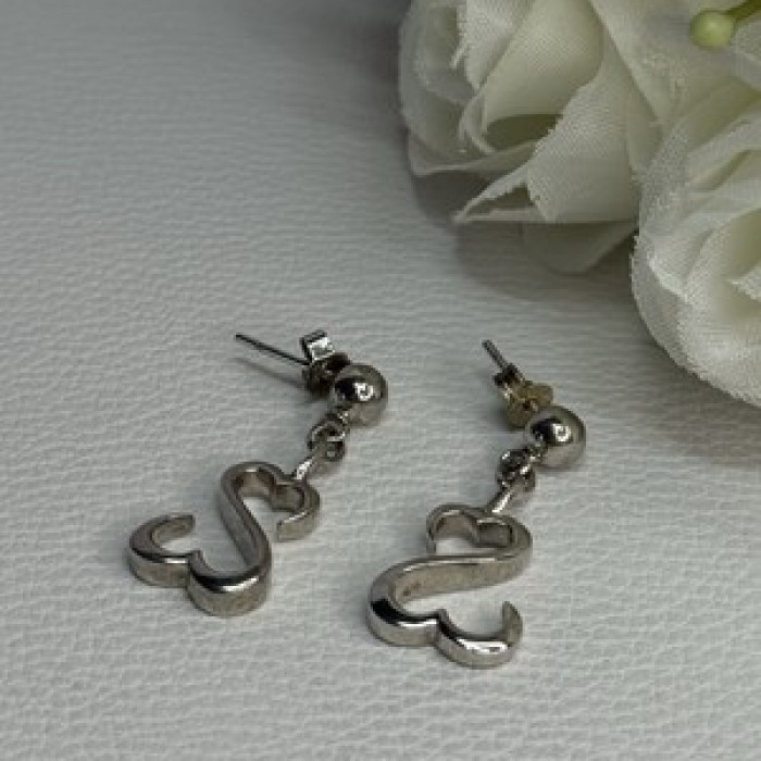 Beautiful 925 Sterling Silver Earrings Length 1.15 Inch