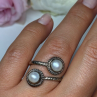 Share Vintage 925 Sterling Silver Pearl Ring Size 5