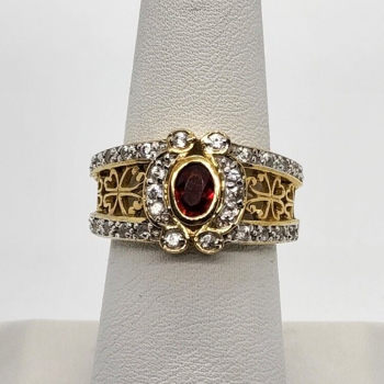 925 Sterling Silver Ruby & Quartz Ring Size 7