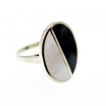 925 Sterling Silver Mother OF Pearl & Enamel Ring Size 9.75