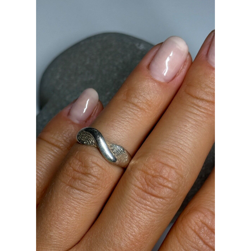 925 Sterling Silver Ring Size 4.5