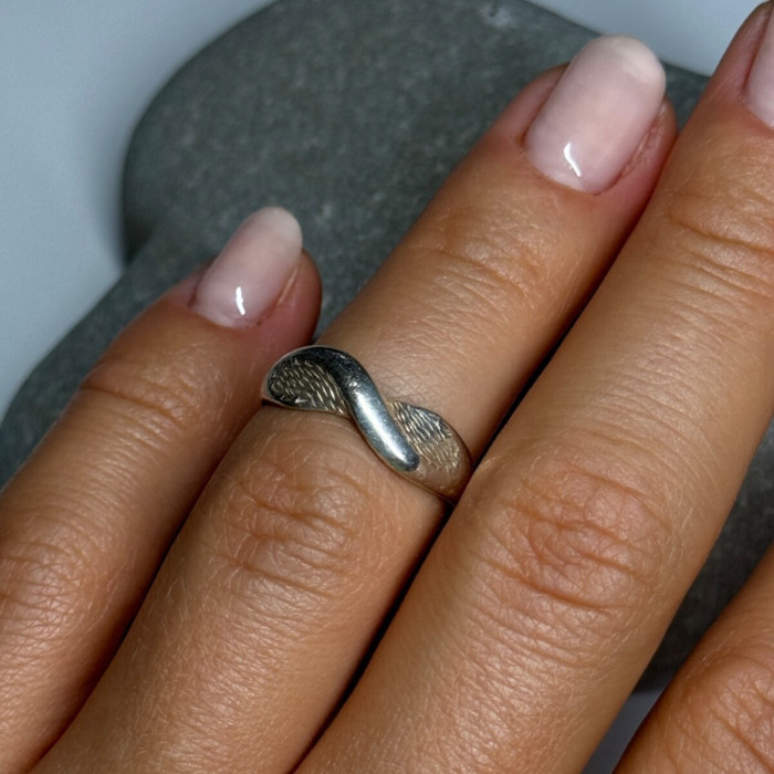 925 Sterling Silver Ring Size 4.5