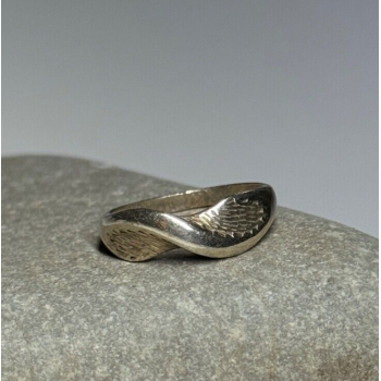 925 Sterling Silver Ring Size 4.5