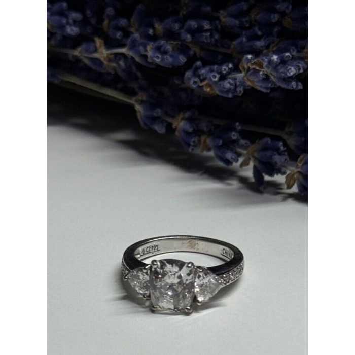 925 Sterling Silver CZ Ring Size 5.5