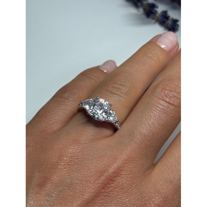 925 Sterling Silver CZ Ring Size 5.5