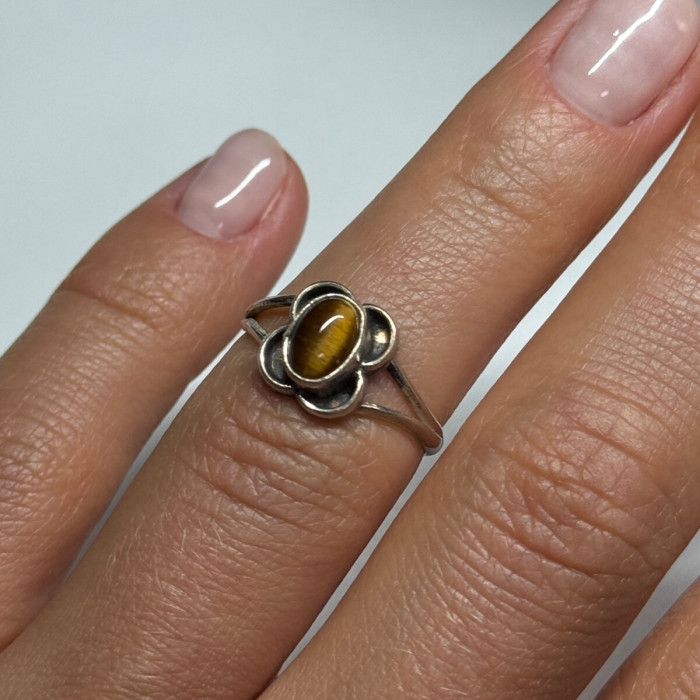 Vintage 925 Sterling Silver Amber Ring Size 5