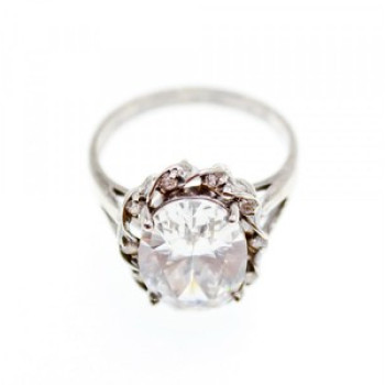 925 Sterling Silver CZ Ring Size 9