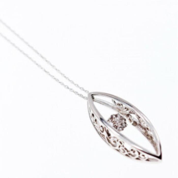 10K White Gold Diamonds Chain With Pendant