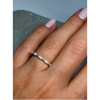 925 Sterling Silver CZ Ring Size 7