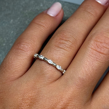 925 Sterling Silver CZ Ring Size 7