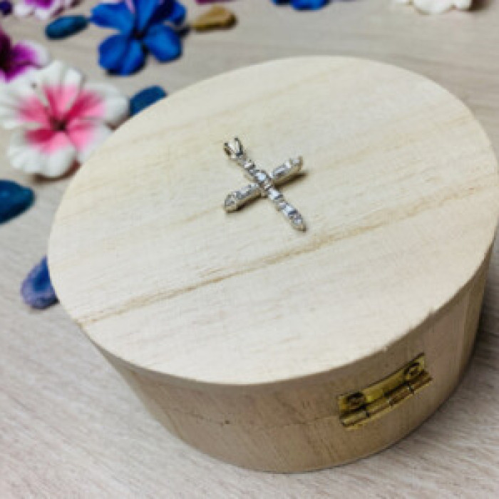 925 Sterling Silver CZ Cross Pendant